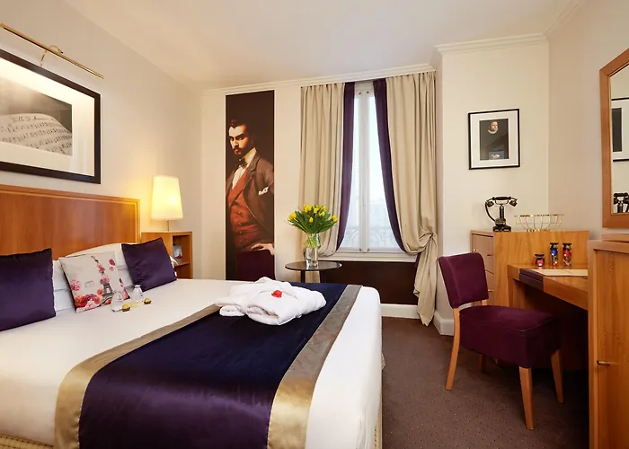 Hotel Waldorf Trocadero Tour Eiffel Paris